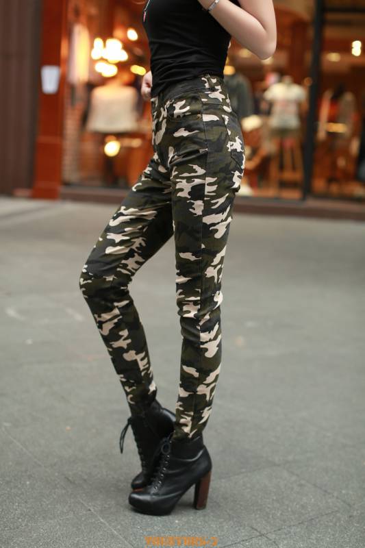 Женские камуфляжные джинсы арт.081 | Цвет  Woodland